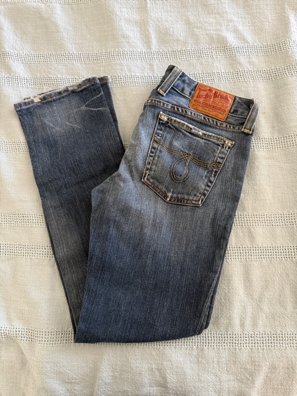 Lucky Brand Women's Mid Wash Straight Leg Jeans